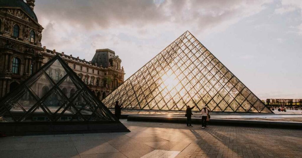 My Real Experience For Getting Tickets to The Louvre