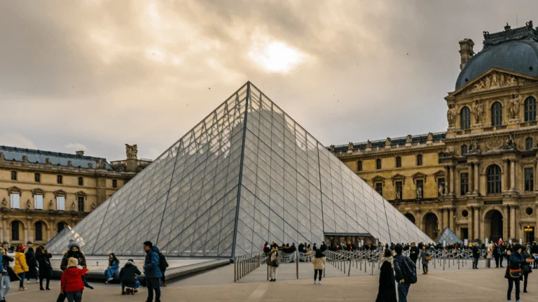 how to get tickets to the Louvre