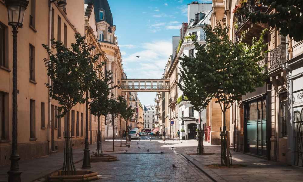 Best Time to Visit Visiting Galeries Lafayette Properly