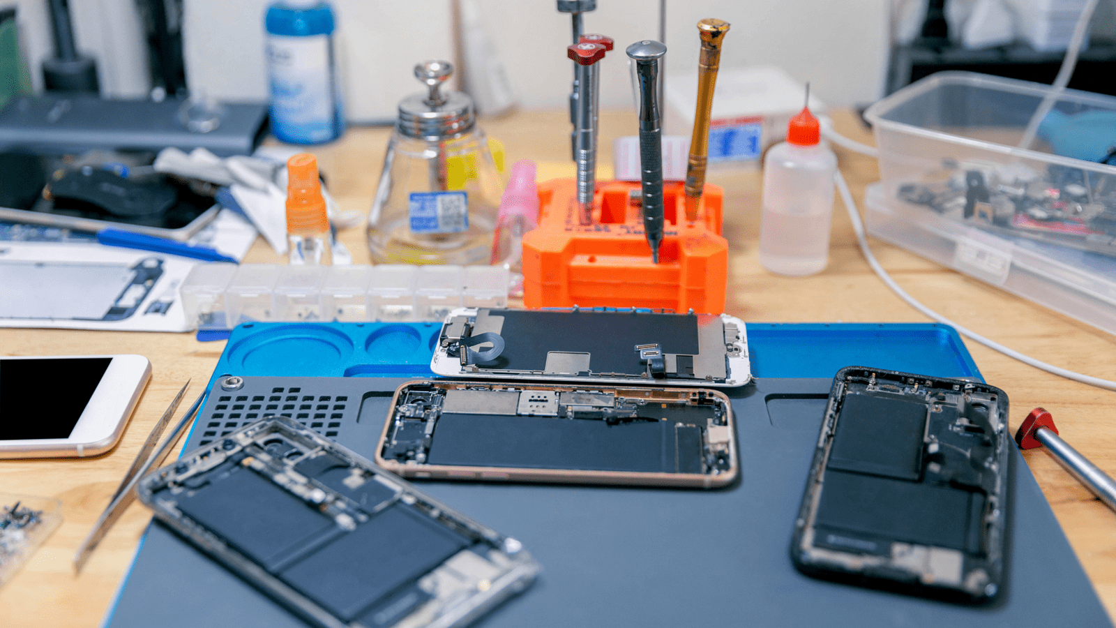 Best Mobile Repair Shops Near Orly Airport | My Technical Point of View