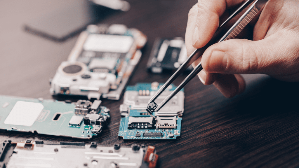 mobile repair shops near Stade de France